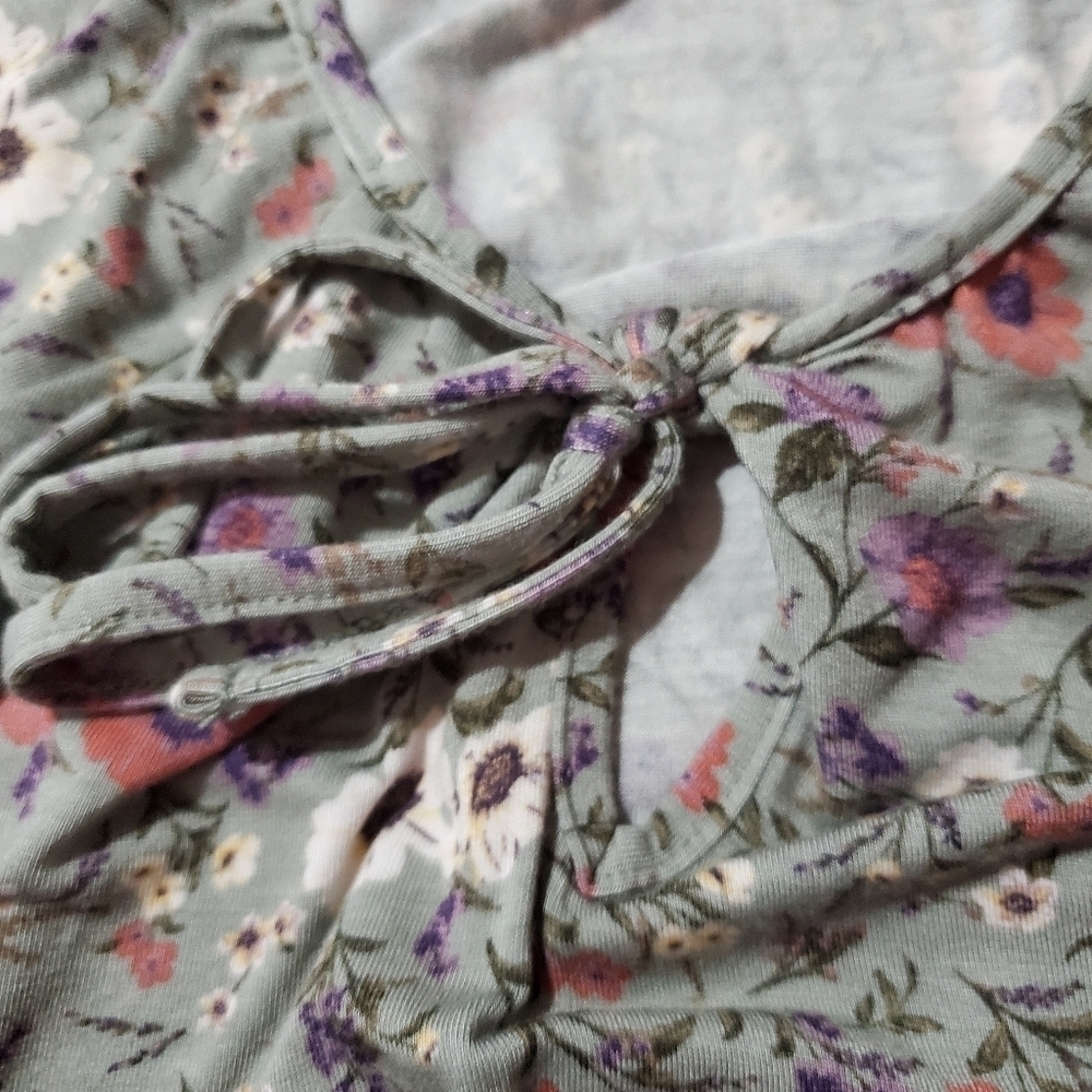 American Eagle Knit Floral Flower Ruched Crop Top Cottagecore Spring - Picture 2 of 5